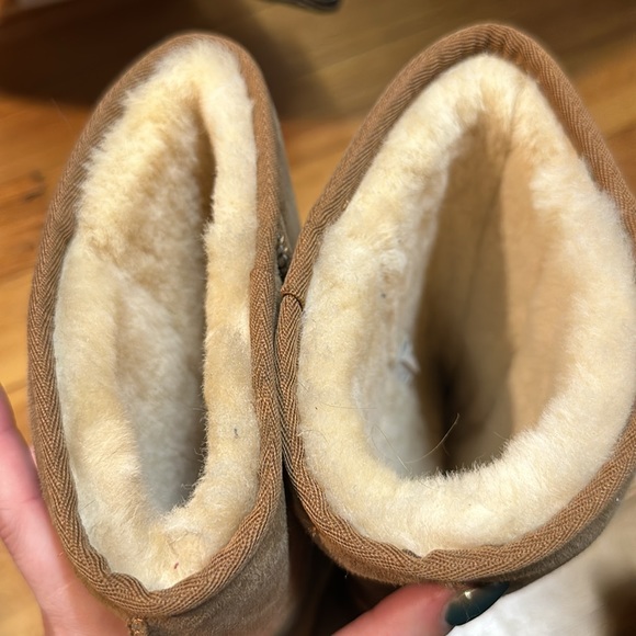 Uggs Classic Tall - Picture 2 of 4